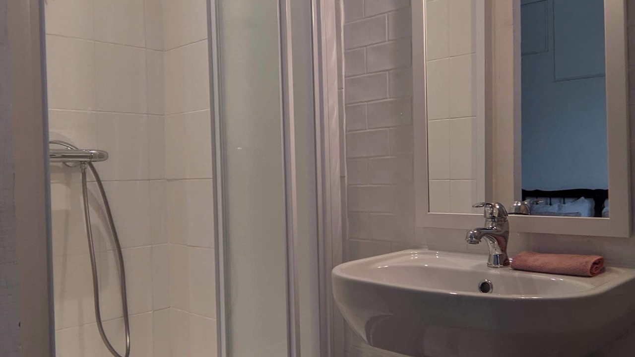 Photo of Bathroom in Floure