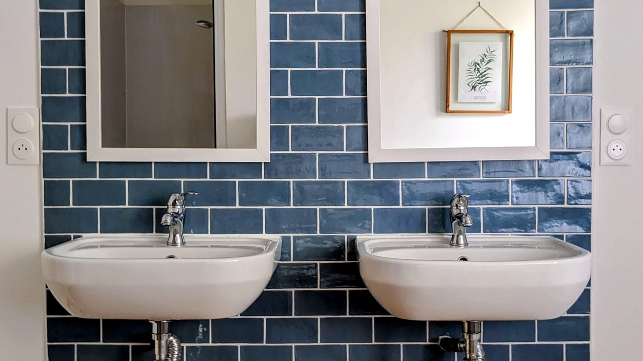Photo of Bathroom in Floure