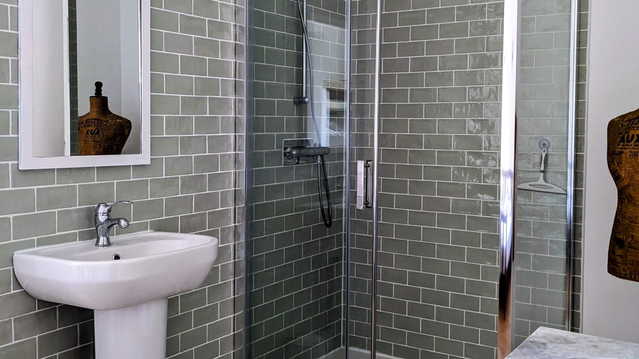 Photo of Bathroom in Floure