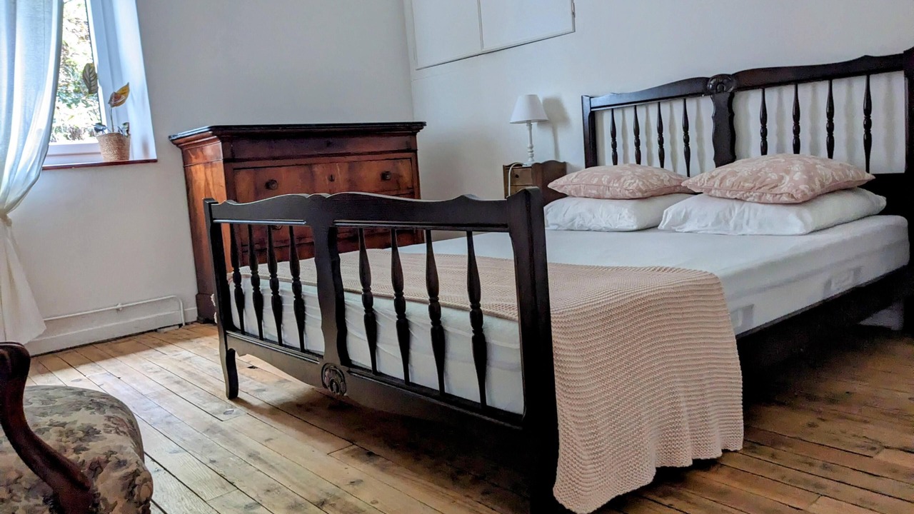 Photo of Bedroom in Floure