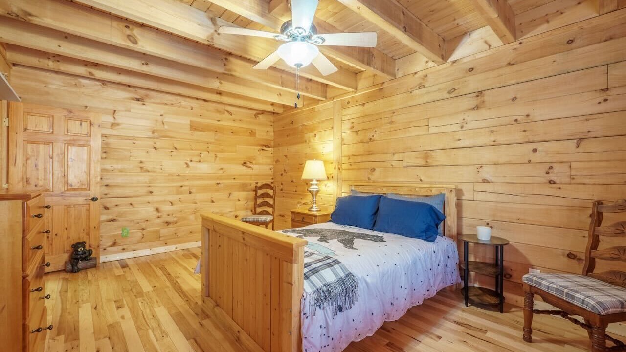 Photo of Bedroom in Frank