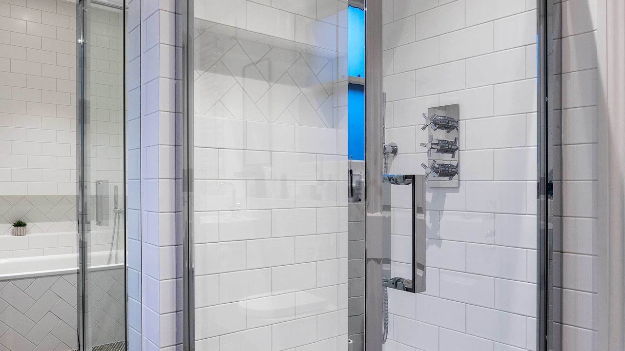 Photo of Bathroom in Queen's Park