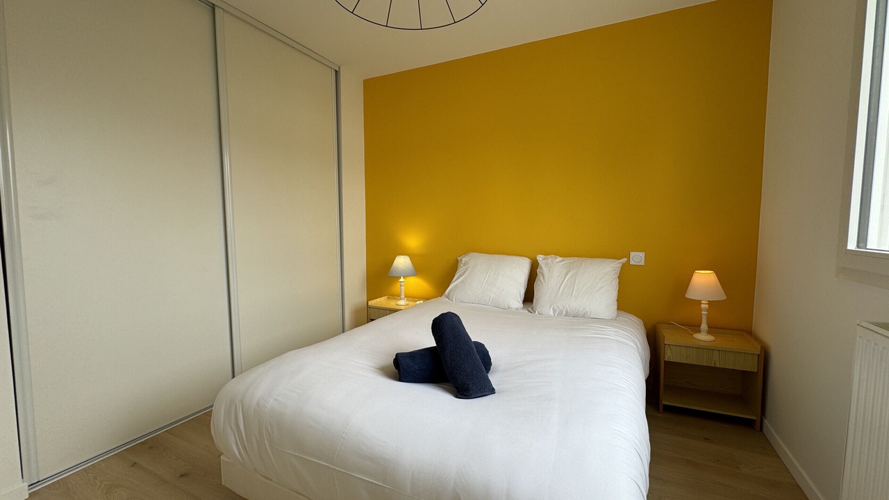 Photo of Bedroom in Miroir - Batignolles