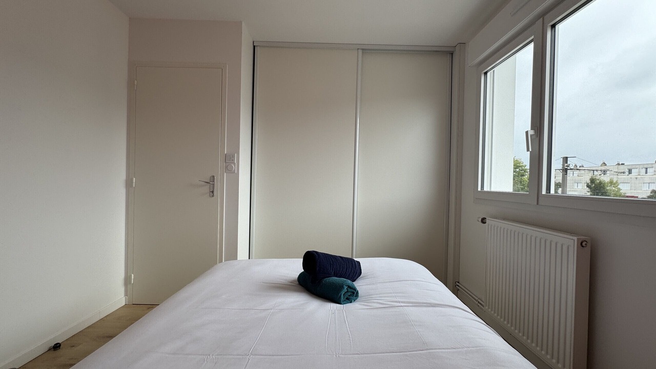 Photo of Bedroom in Miroir - Batignolles