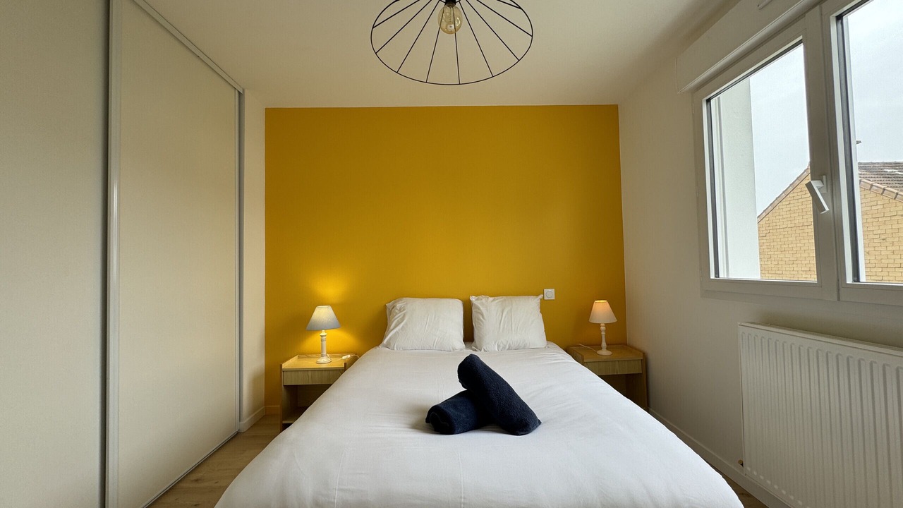 Photo of Bedroom in Miroir - Batignolles