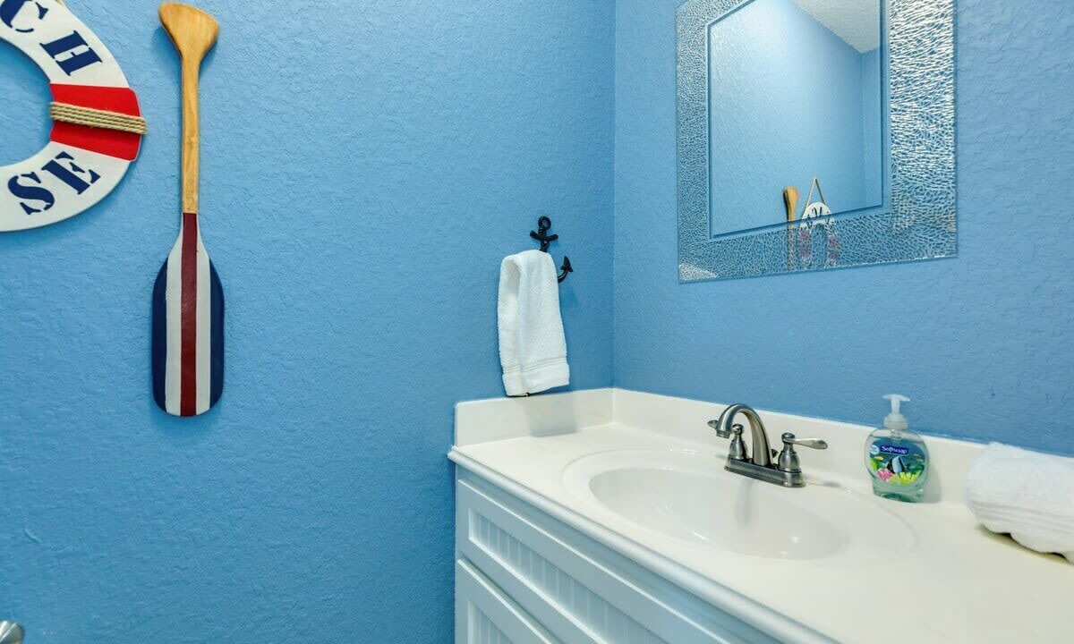 Photo of Bathroom in Surfside Beach