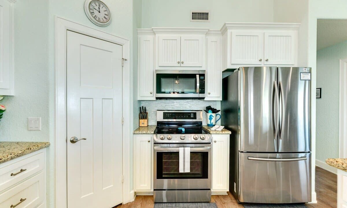 Photo of Kitchen in Surfside Beach