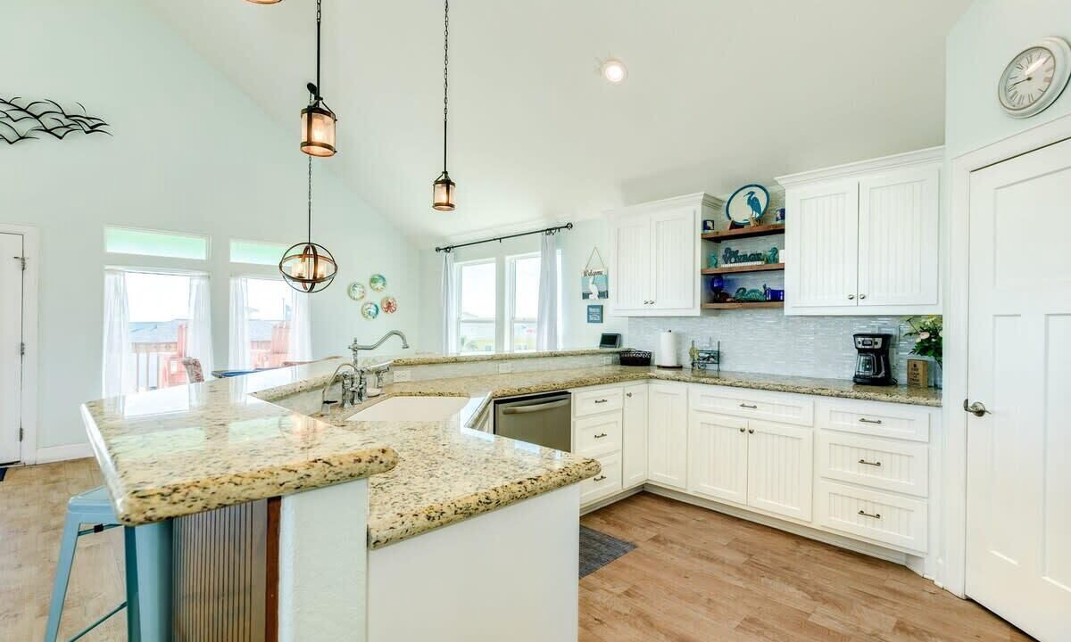 Photo of Kitchen in Surfside Beach