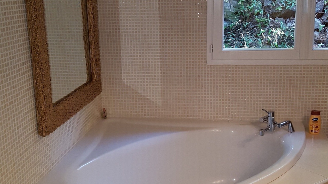 Photo of Bathroom in Ceret