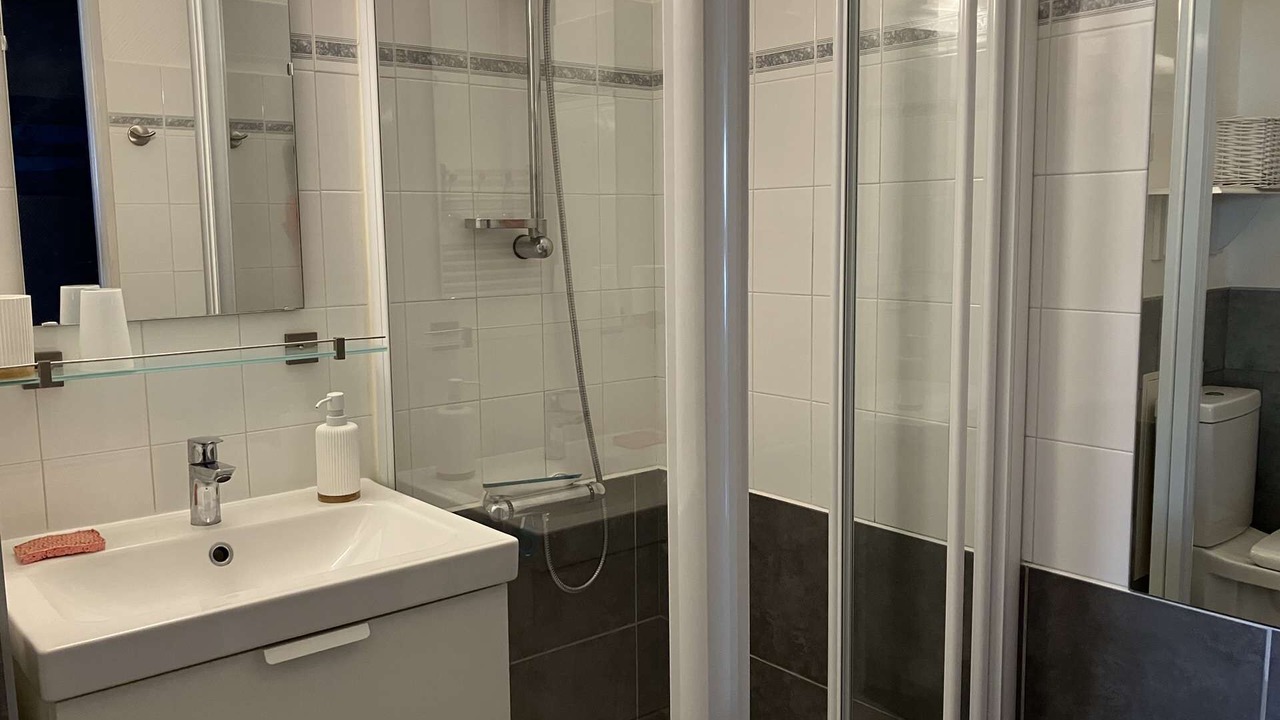 Photo of Bathroom in Saint-Gilles-Croix-de-Vie