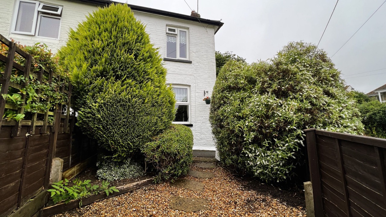 Photo of Outdoor in Brading