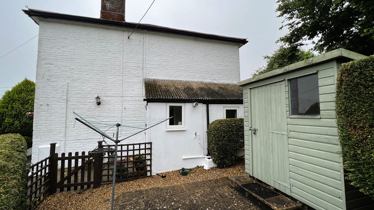 Photo of Outdoor in Brading