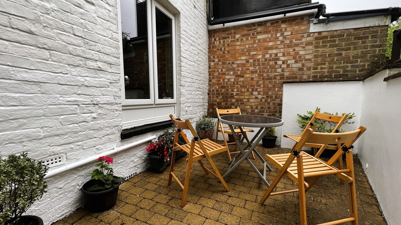 Photo of Outdoor in Brading