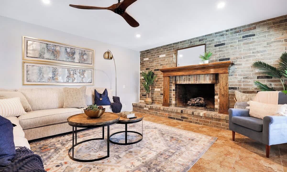 Photo of Livingroom in North Central Thousand Oaks