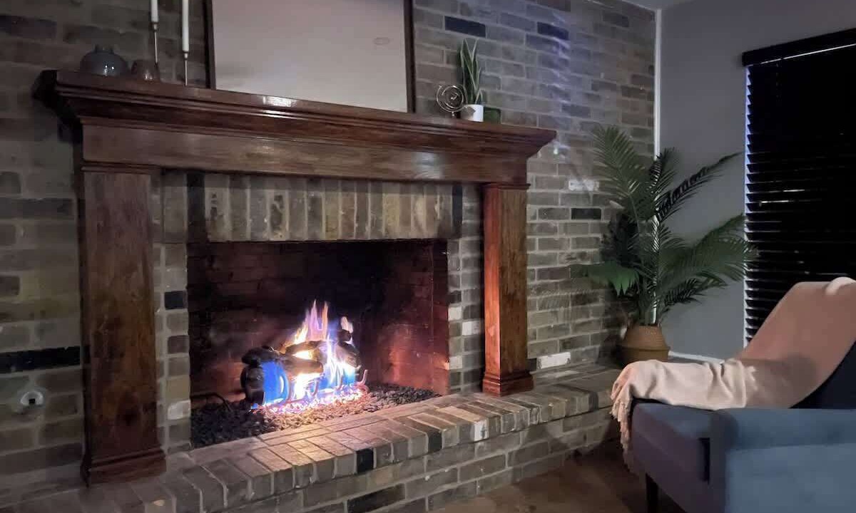 Photo of Livingroom in North Central Thousand Oaks