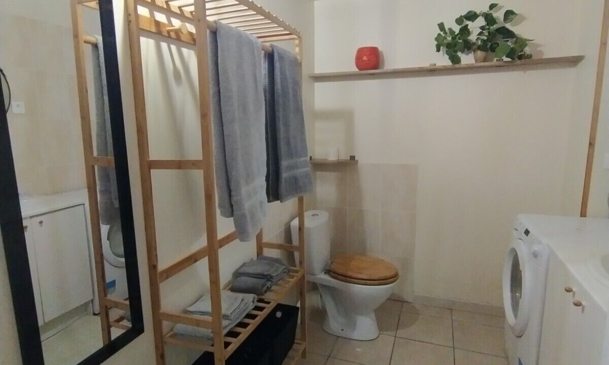 Photo of Bathroom in Ecueille