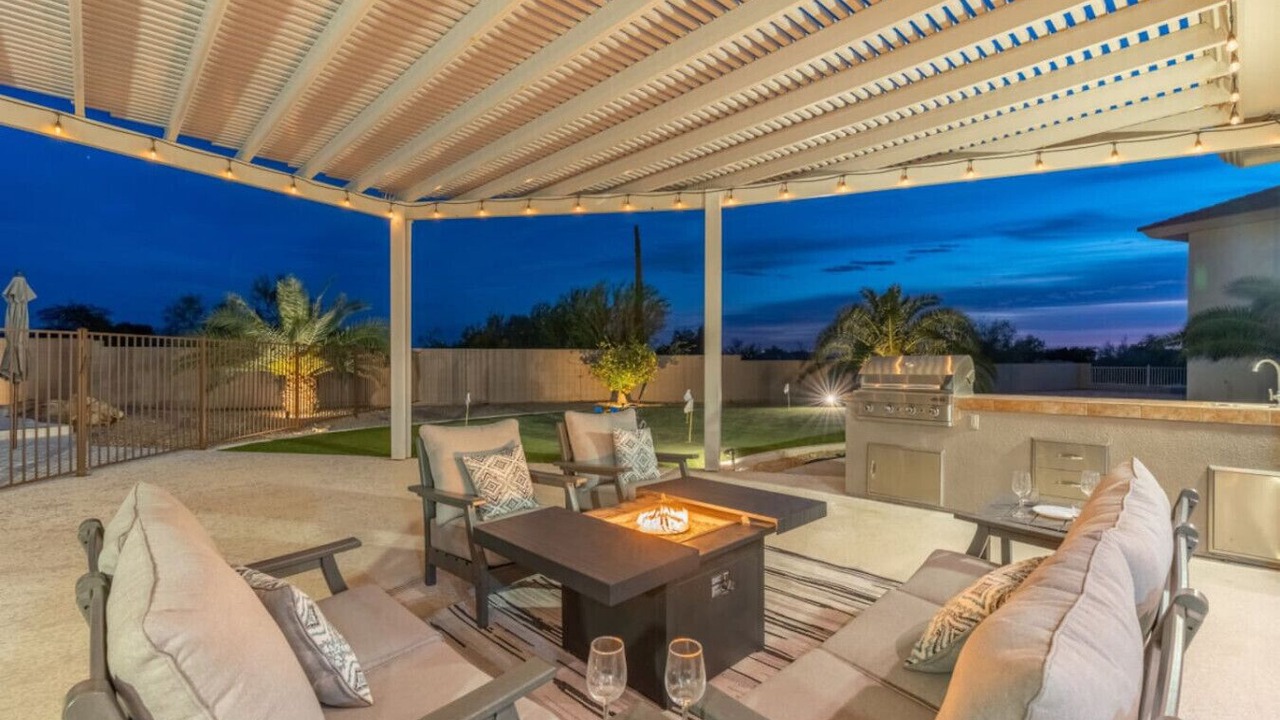 Photo of Livingroom in East Mesa