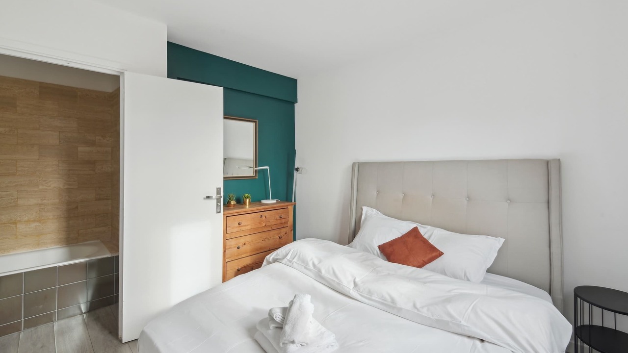 Photo of Bedroom in 5th Arrondissement