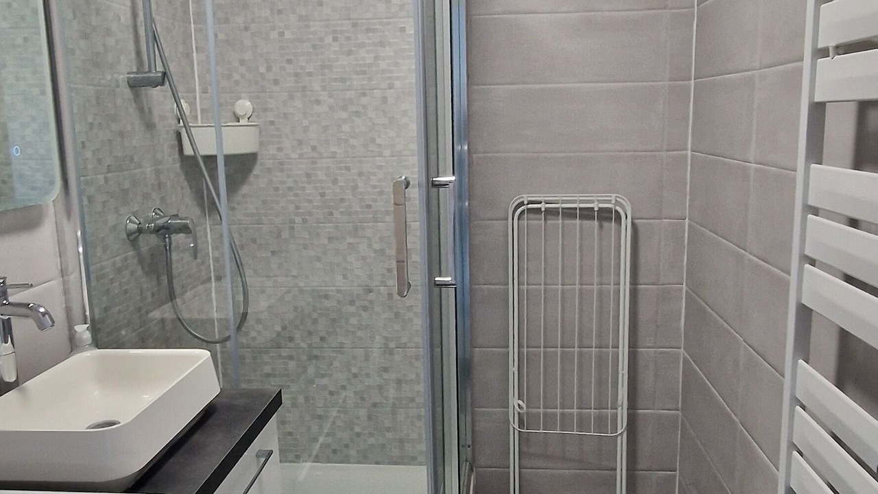 Photo of Bathroom in Montreuil