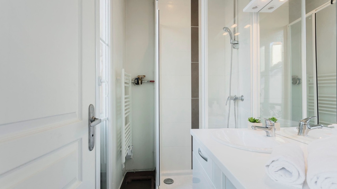Photo of Bathroom in Saint-Victor