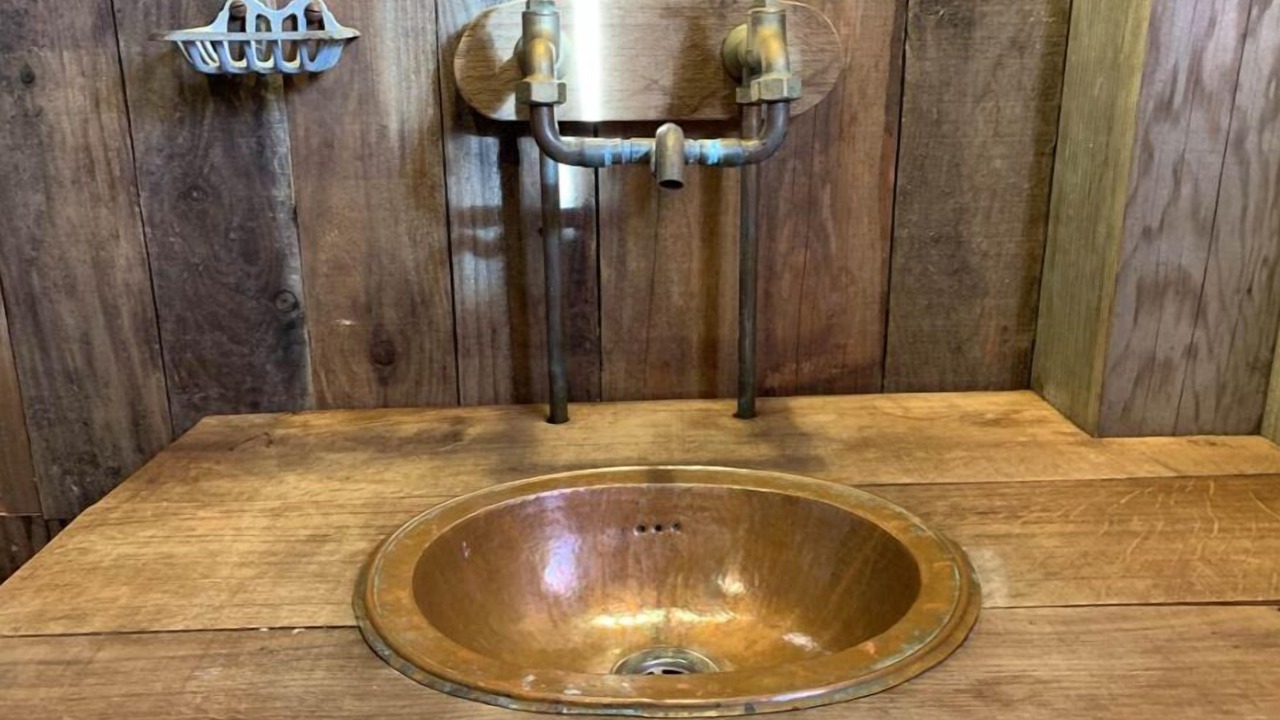 Photo of Bathroom in Saint-Fargeau