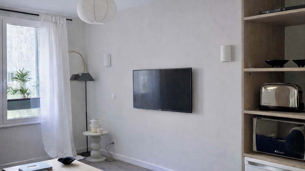 Photo of Livingroom in 16th Arrondissement