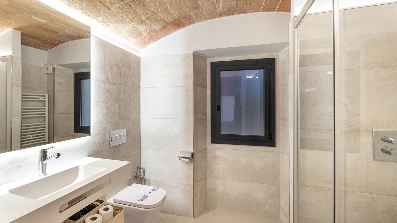 Photo of Bathroom in Figueres