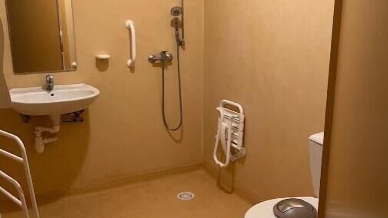 Photo of Bathroom in Saint-Clement-sur-Guye