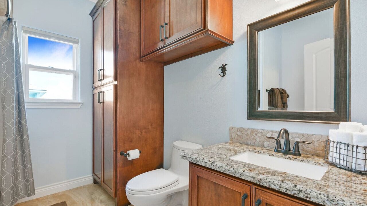Photo of Bathroom in Indian Beach