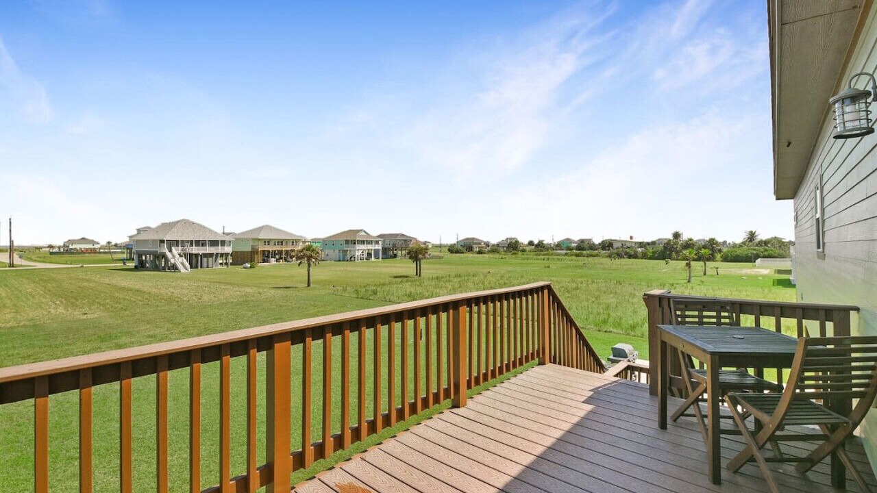 Photo of Patio Balcony in Indian Beach