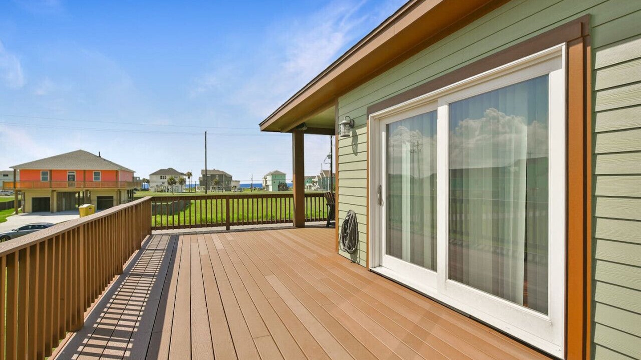 Photo of Patio Balcony in Indian Beach
