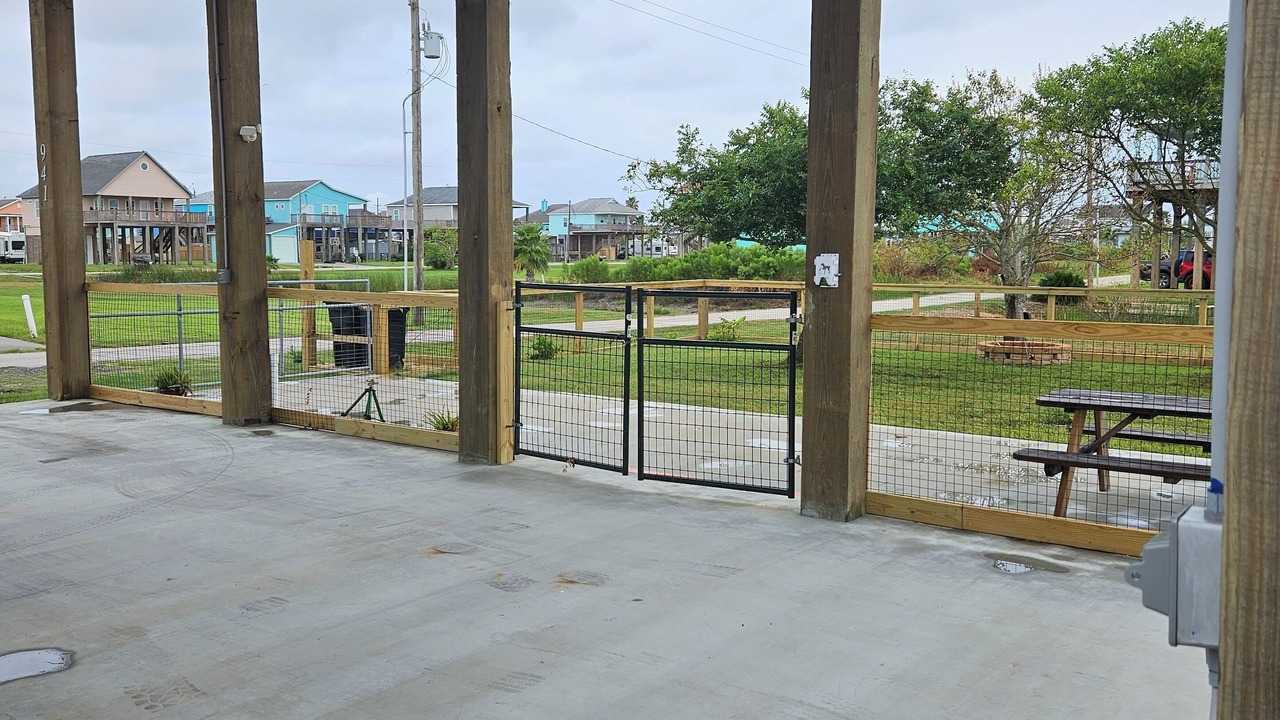 Photo of Outdoor in Crystal Beach