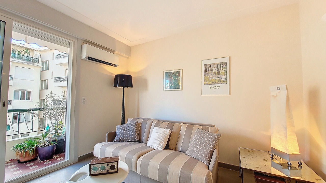 Photo of Livingroom in Gambetta