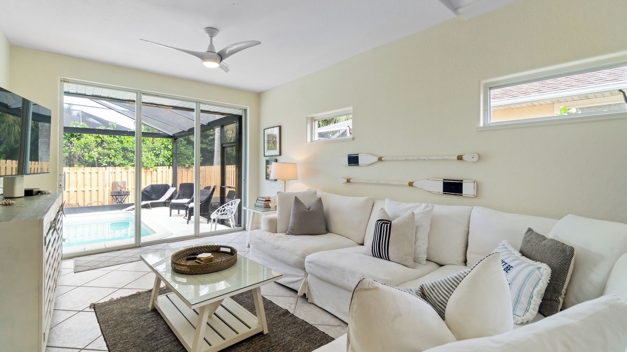 Photo of Livingroom in Naples Park