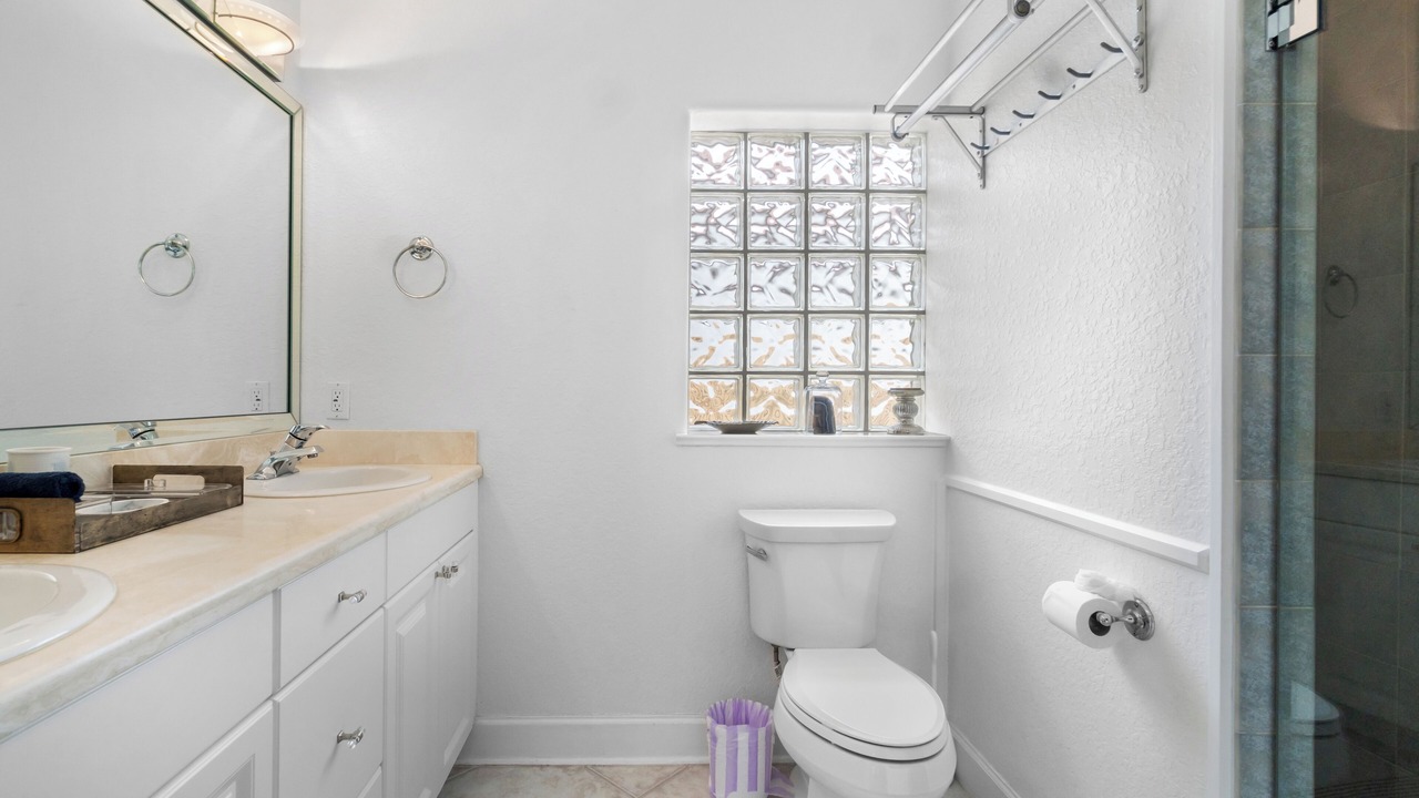 Photo of Bathroom in Naples Park