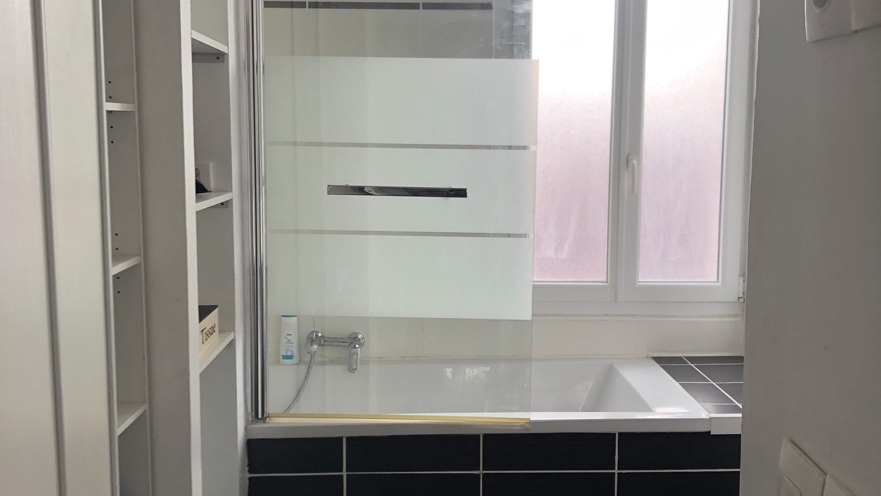 Photo of Bathroom in Corbie