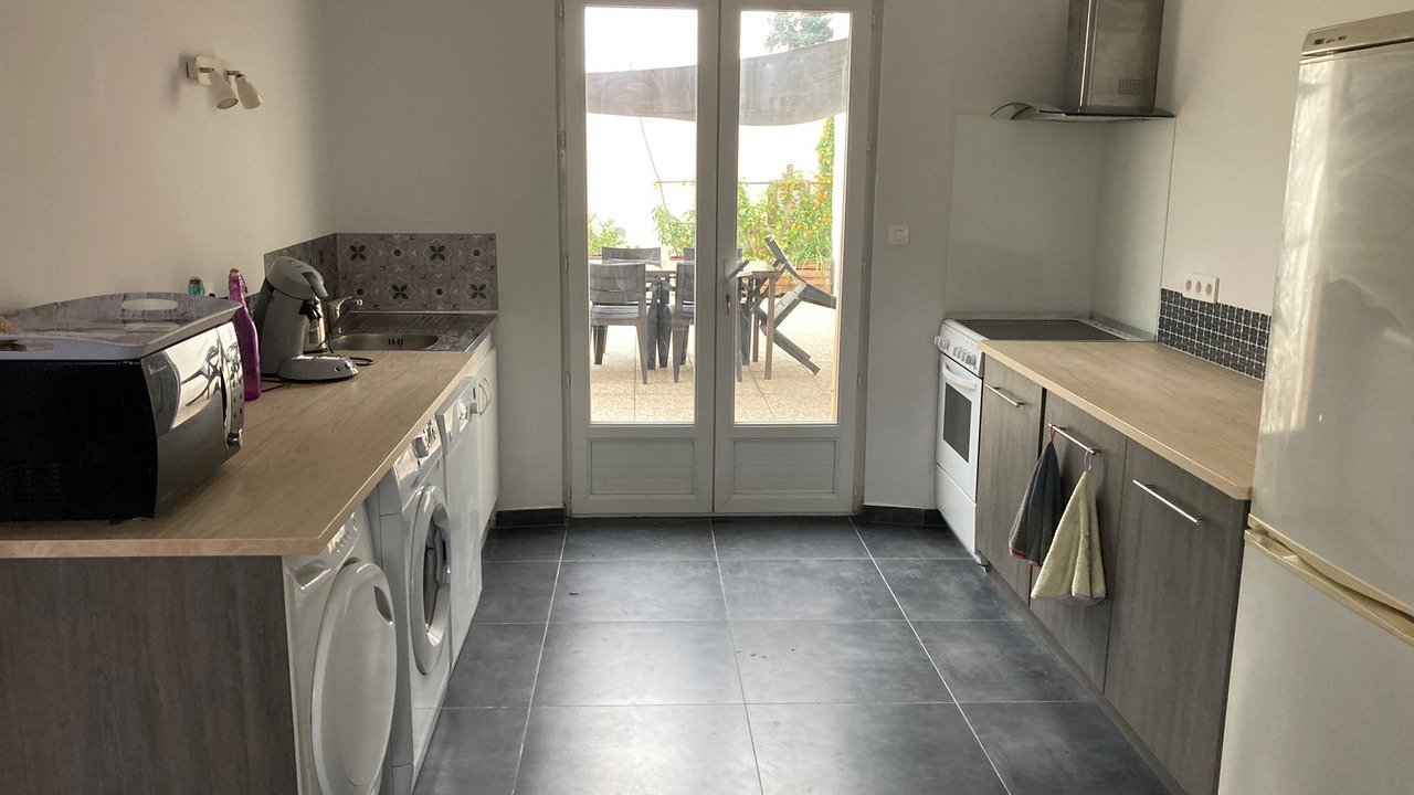 Photo of Kitchen in Corbie