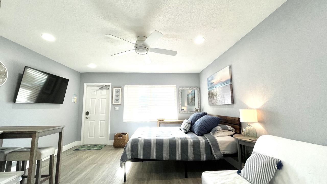 Photo of Bedroom in North Redington Beach