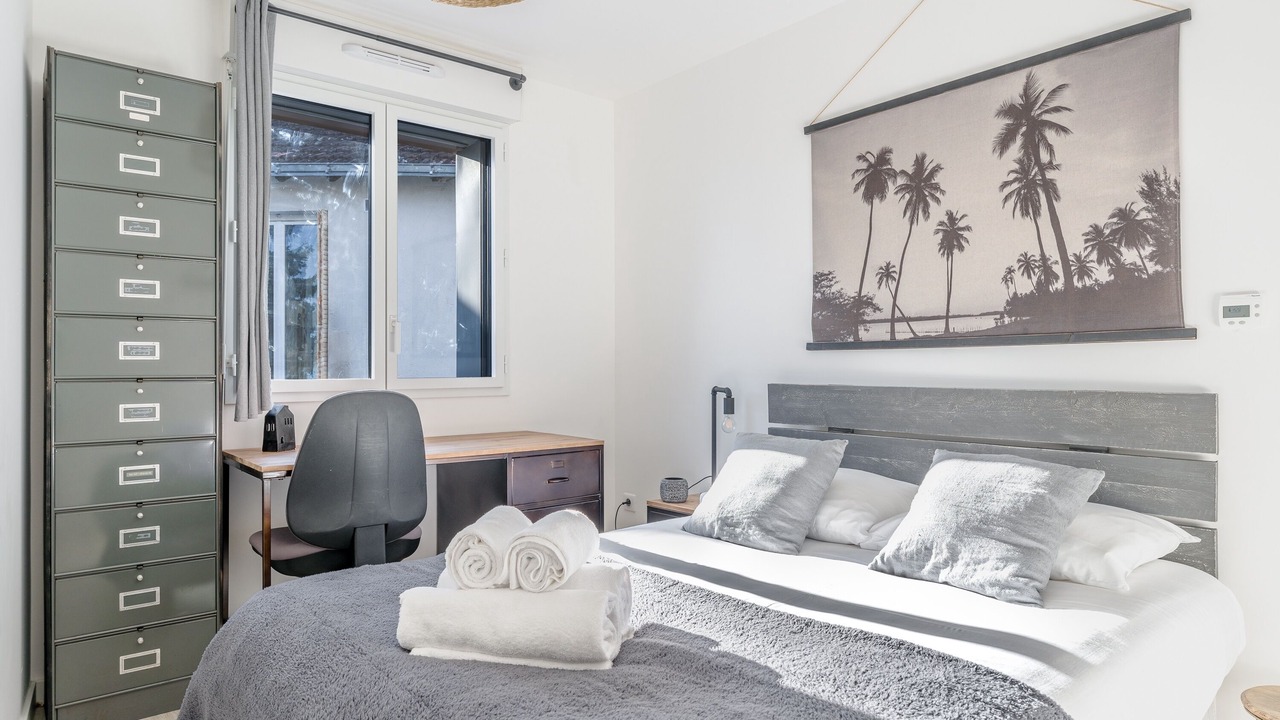 Photo of Bedroom in Saint-Jacques - Pirmil