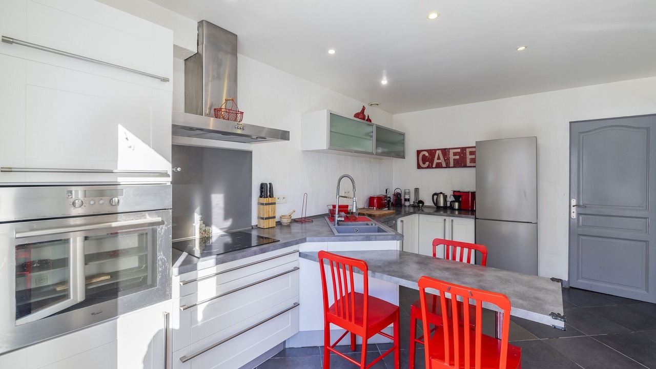 Photo of Kitchen in Saint-Nazaire