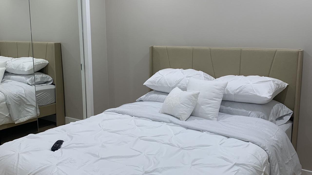 Photo of Bedroom in Northridge