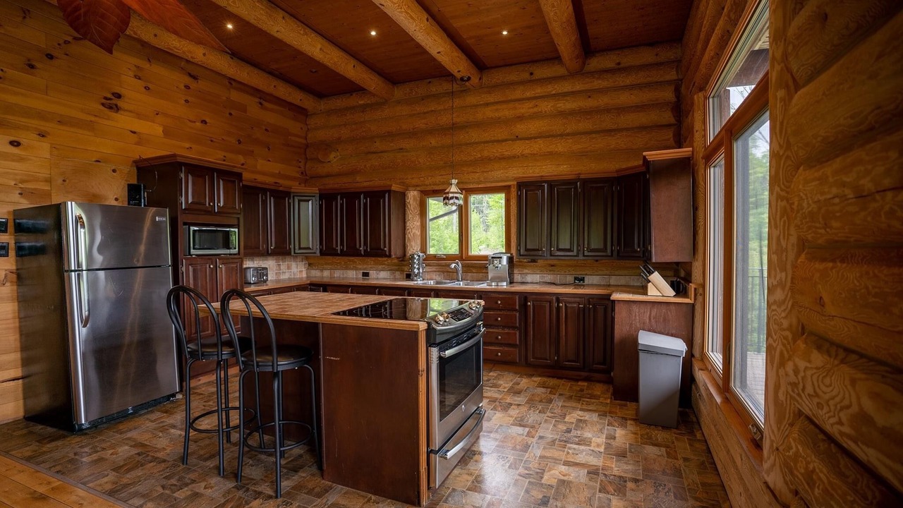 Photo of Kitchen in Saint-Roch-de-Mekinac