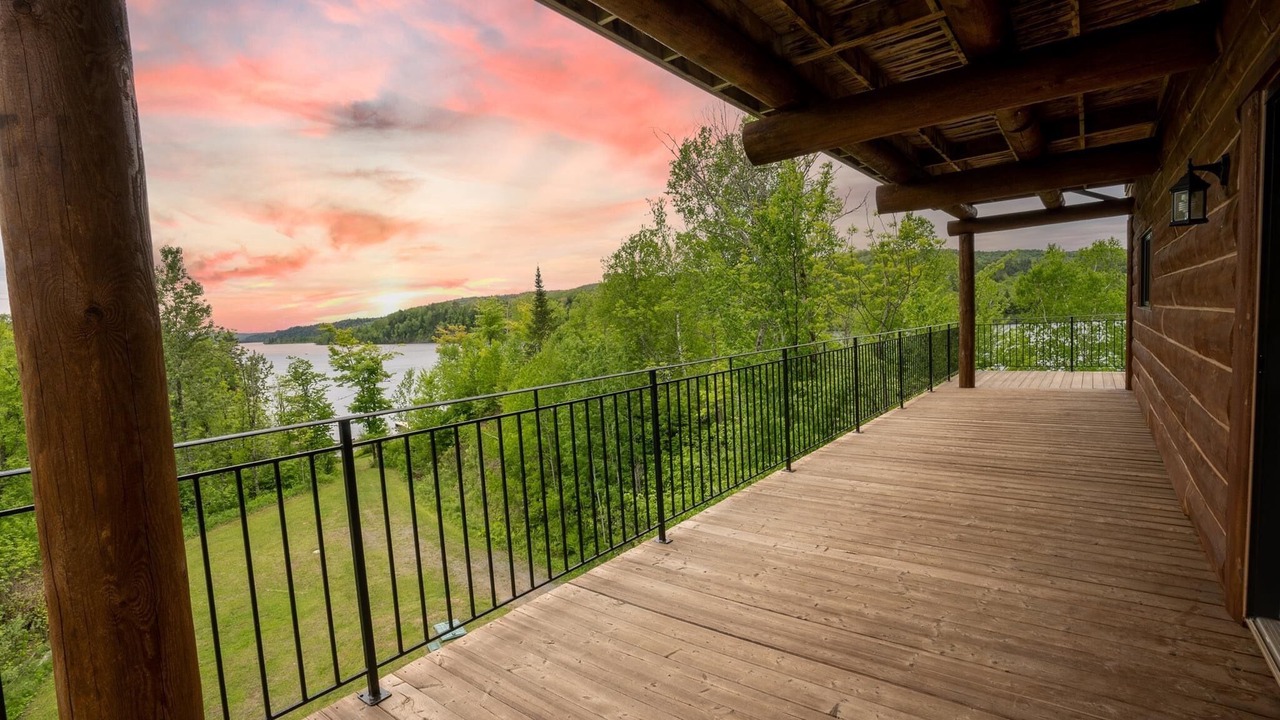 Photo of Patio Balcony in Saint-Roch-de-Mekinac