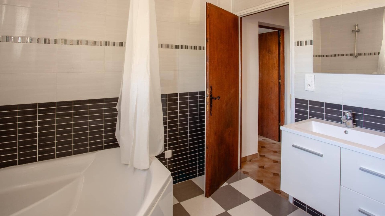 Photo of Others in Aumes