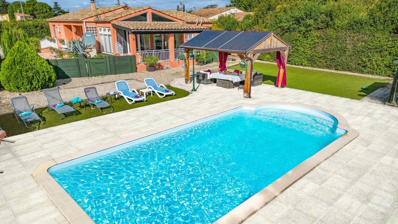 Photo of Others in Cambieure