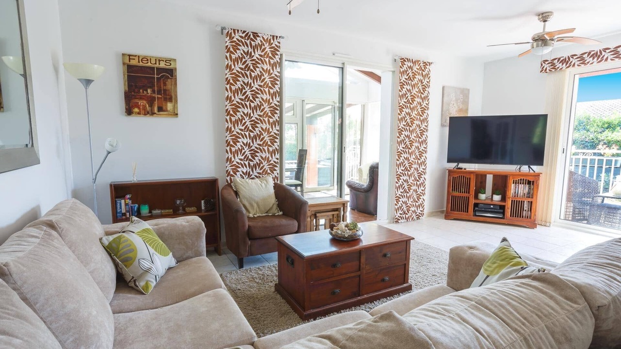 Photo of Others in Cambieure