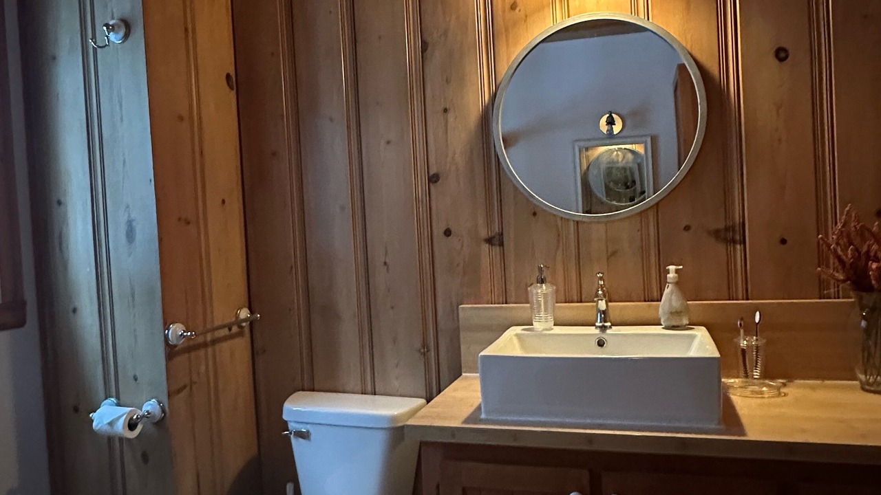 Photo of Bathroom in Saint Come