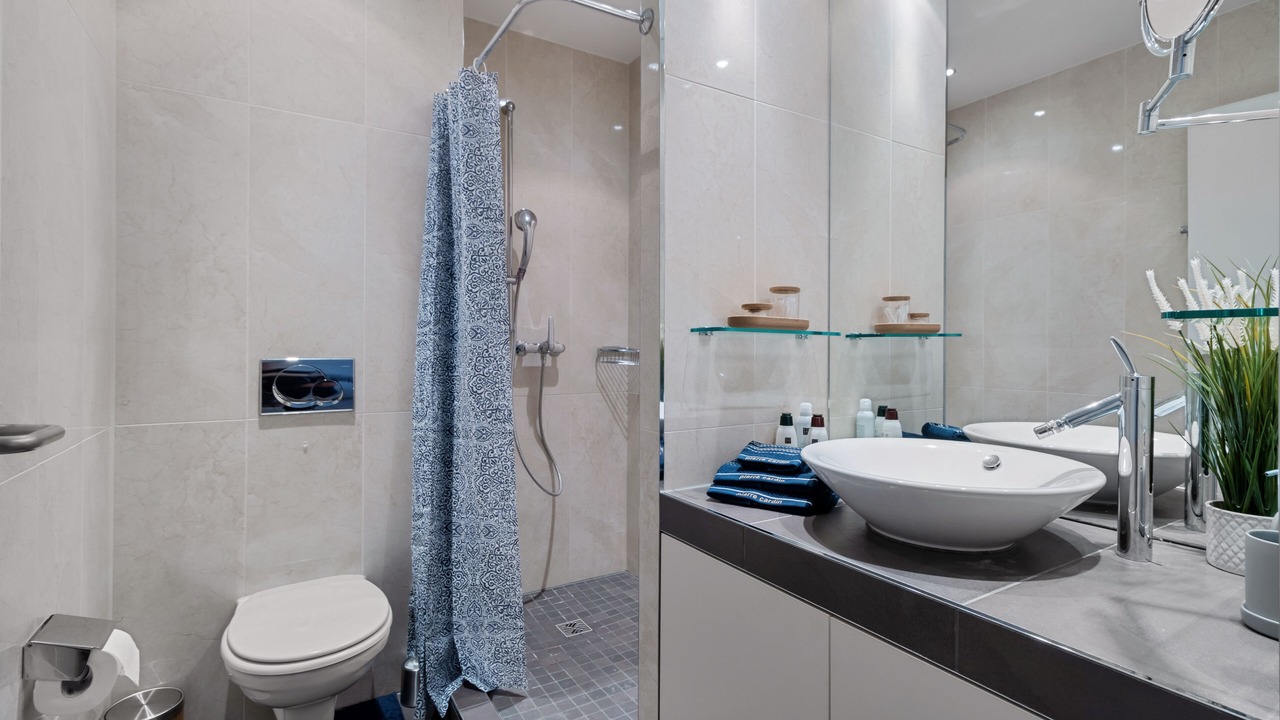 Photo of Bathroom in Langstrasse