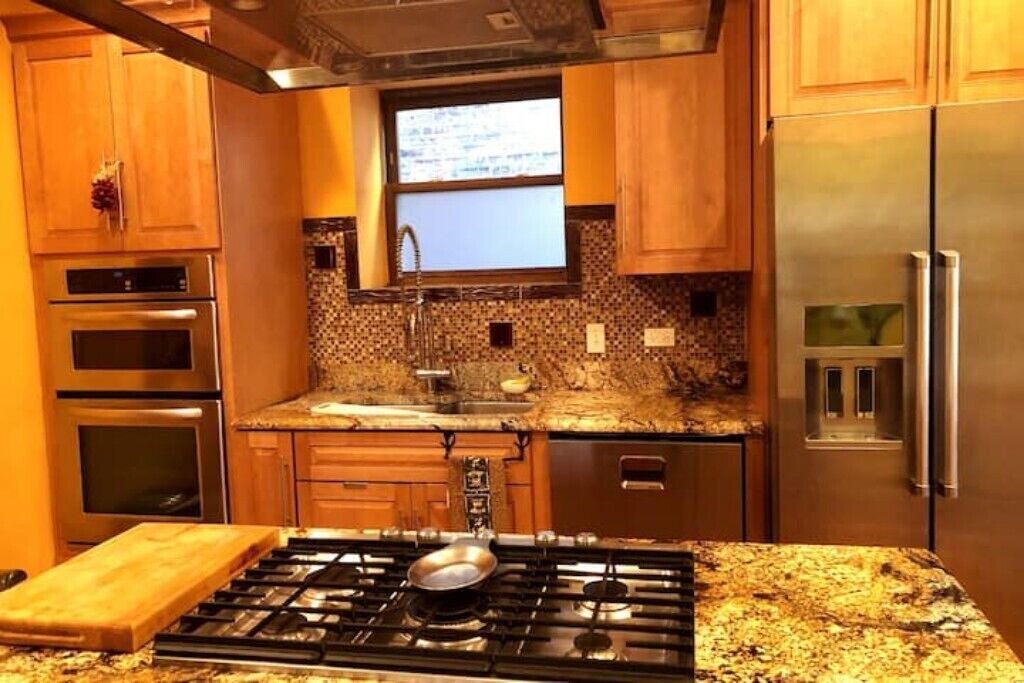 Photo of Kitchen in North Center