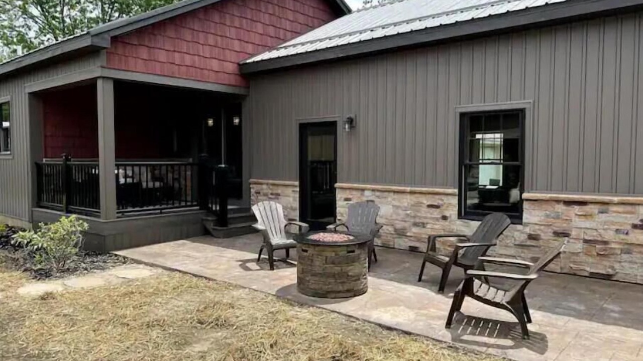 Photo of Patio Balcony in Sylvan Beach